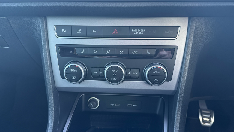 SEAT Ateca 1.5 TSI EVO FR Sport 5dr Petrol Estate